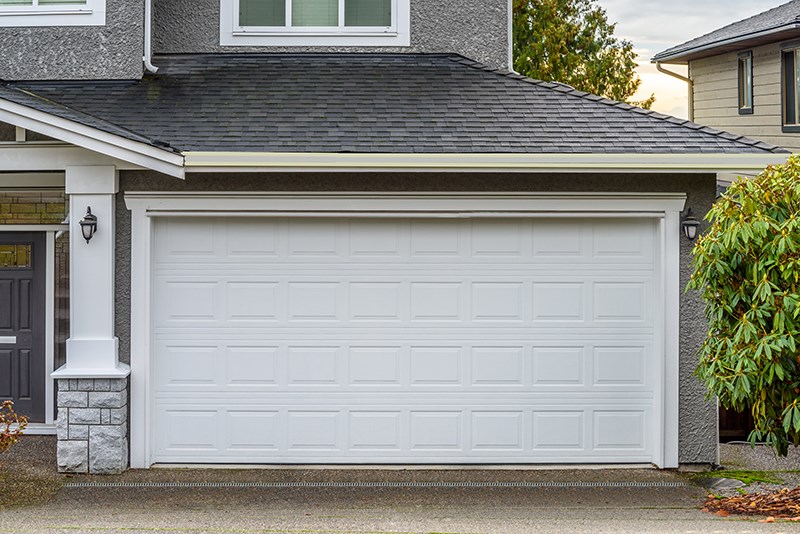 How To Prepare Your Garage For Bad, What Makes A Garage Door Hurricane Proof
