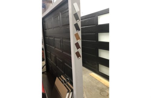 garage door display